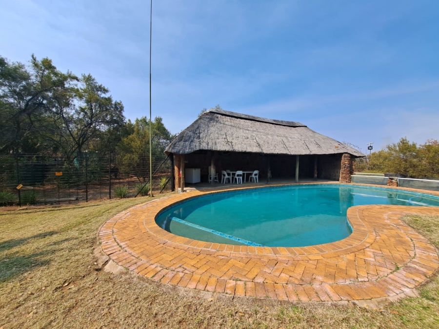 5 Bedroom Property for Sale in Waterkloof North West